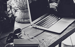 足球篮球数据库-【欧冠】伊利契奇+戈森斯破门 利物浦0比2亚特兰大